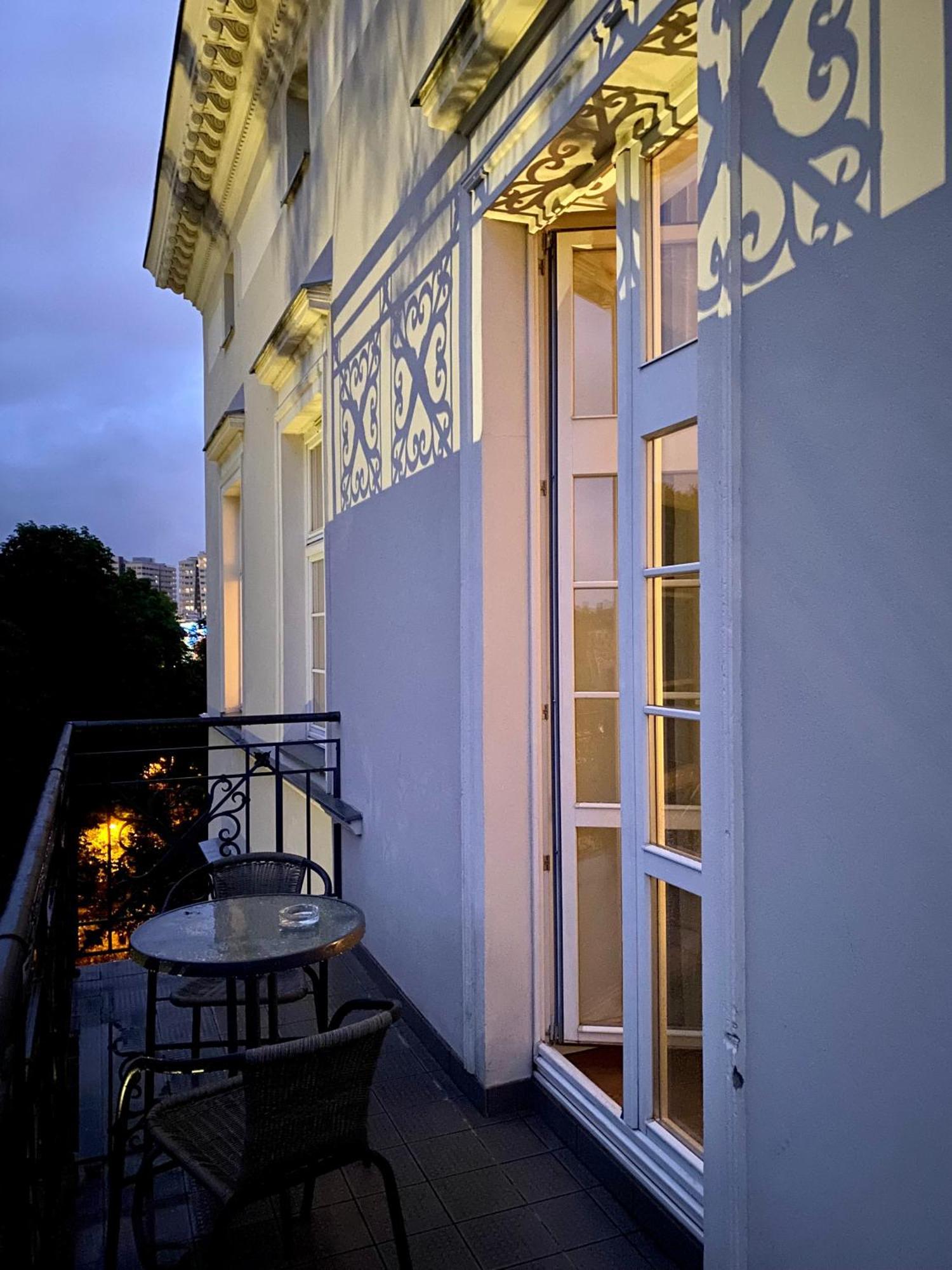 Joyinn Aparthotel Wrocław Buitenkant foto