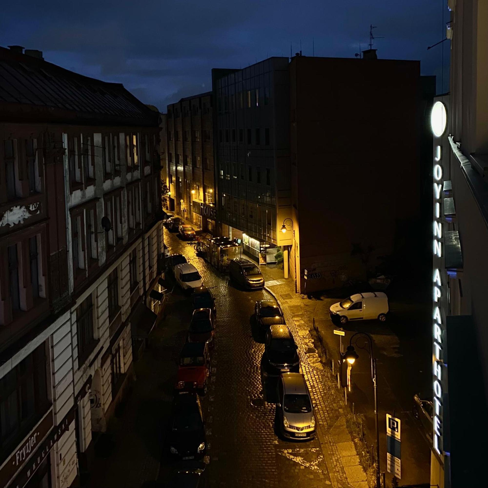 Joyinn Aparthotel Wrocław Buitenkant foto